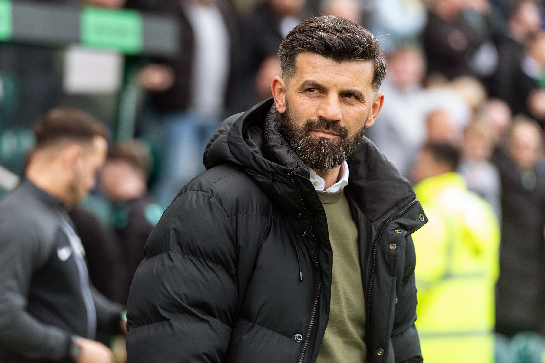 Schalke Plymouth Argyle Mengkritik Miron Muslic temp