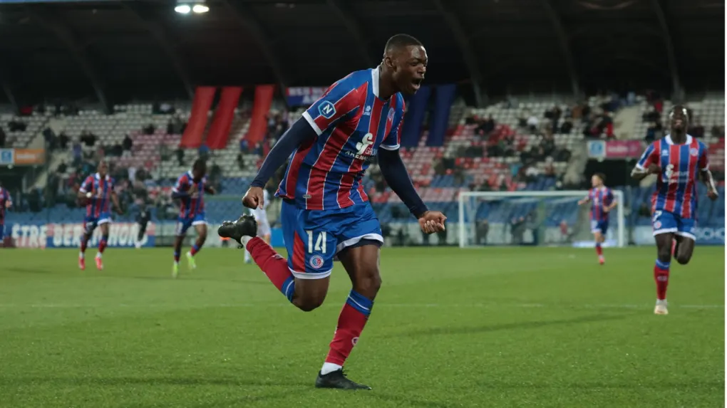 Taktik VfL Bochum Mathis Clairicia