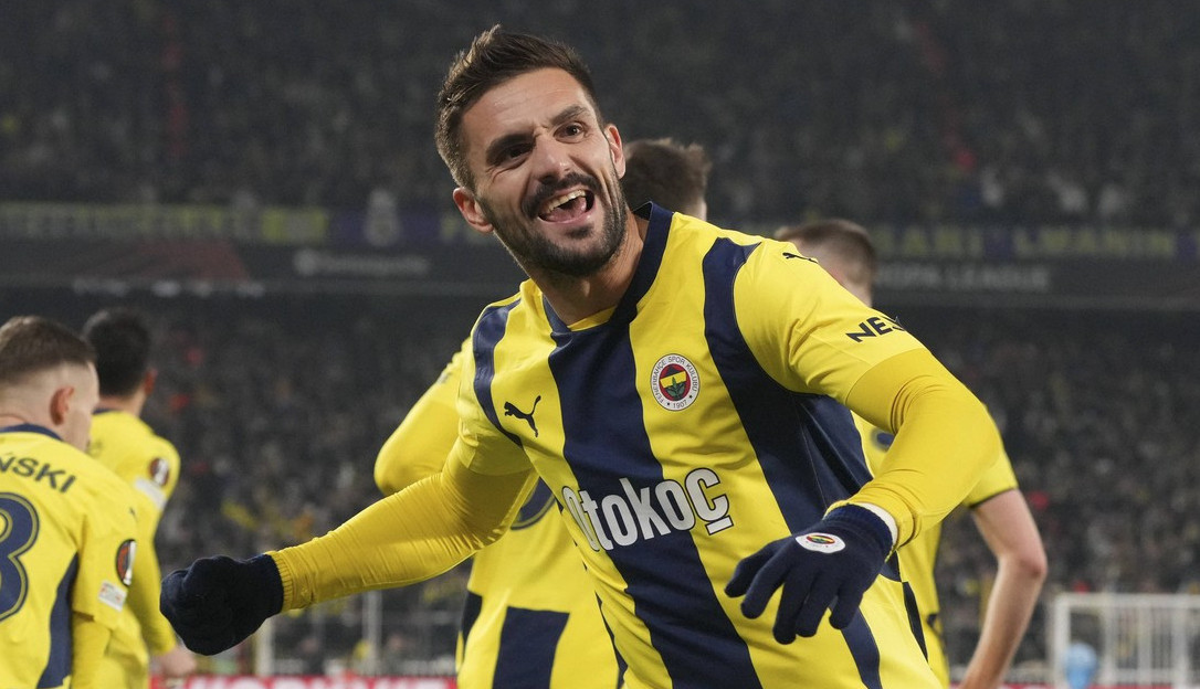 Dušan Tadić: Perbandingan Statistik Gol di Fenerbahce dan Ajax
