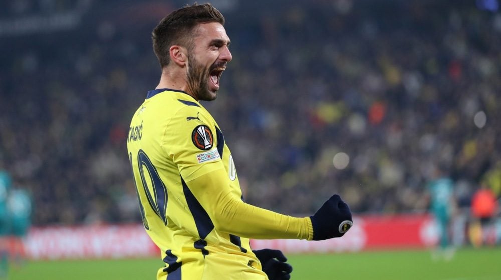 Transfer Dušan Tadić ke Uni Emirat Arab Membandingkan Rekor temp